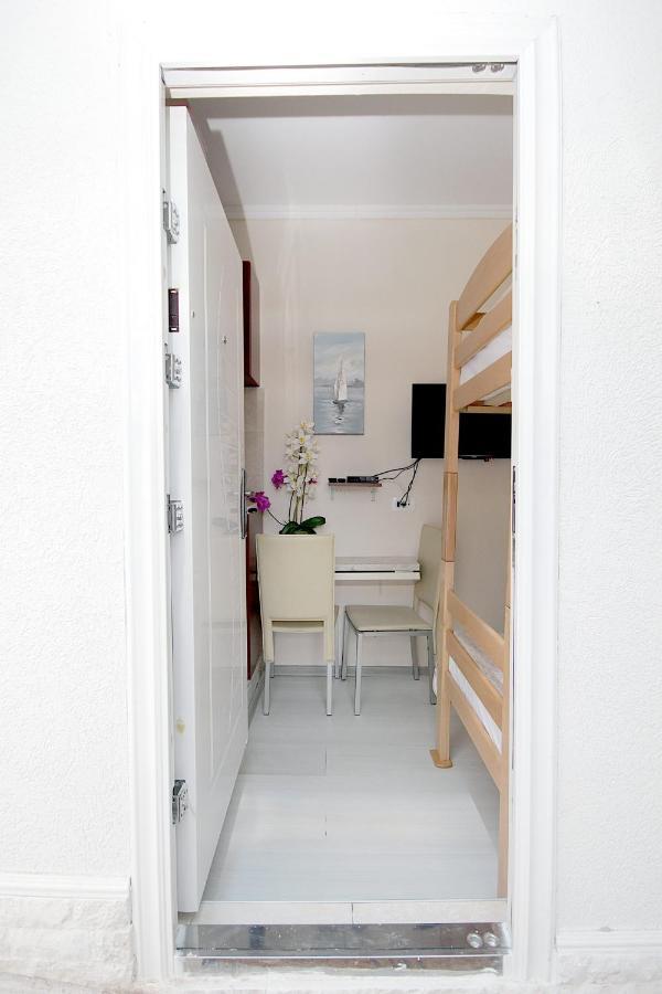 Studio Apartman Sveti Stefan Διαμέρισμα Εξωτερικό φωτογραφία